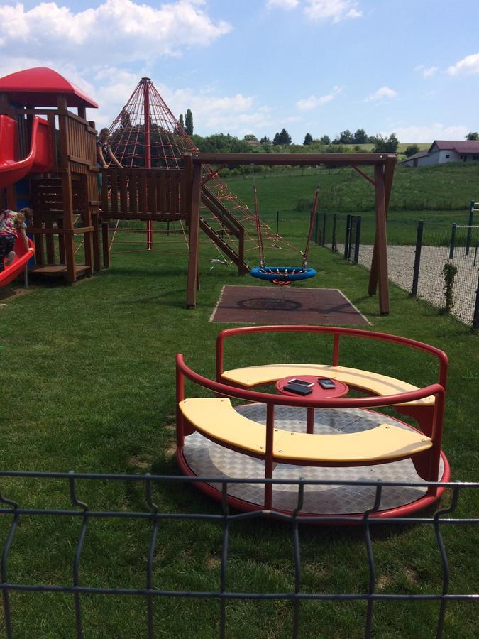 Holiday Home Maderka Strigova 외부 사진